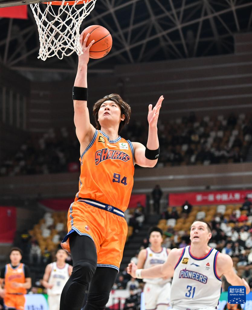 关于上海久事迎CBA常规赛关键赛；窗口期防线松动；底气十足；赛程密集仍需轮换的信息