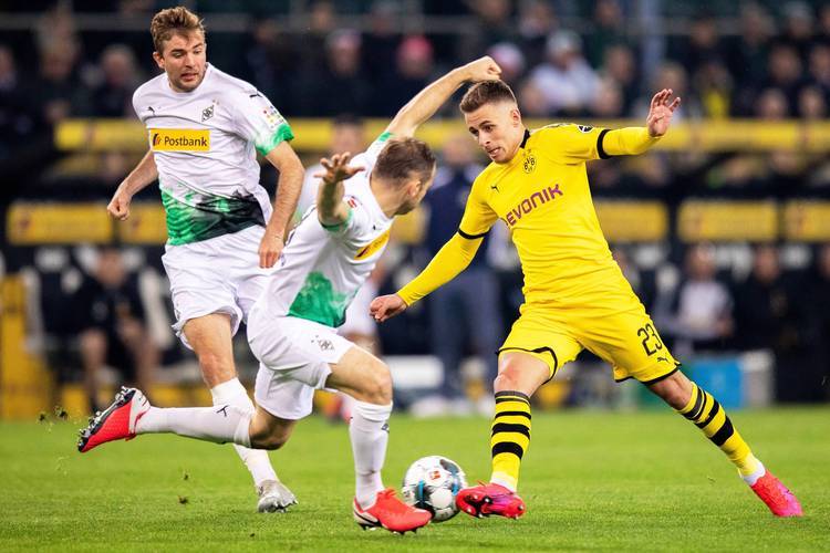 德国杯清晨再迎强敌，罗马手感冰凉，主帅态度：话题不断，训练强度明显提升 