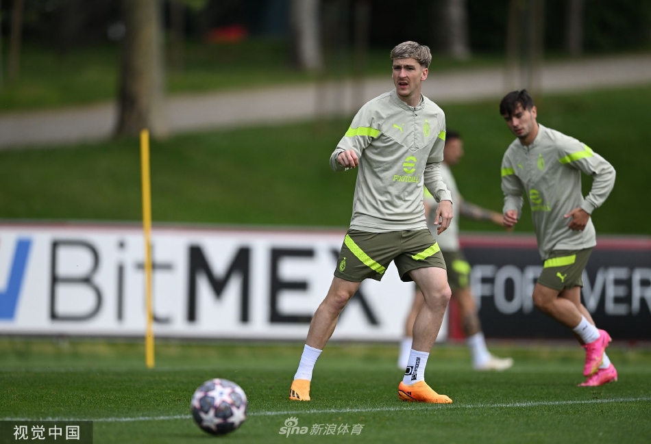 赛后AC米兰备战欧冠；队长鼓劲细节曝光；底气十足；细节决定成败 