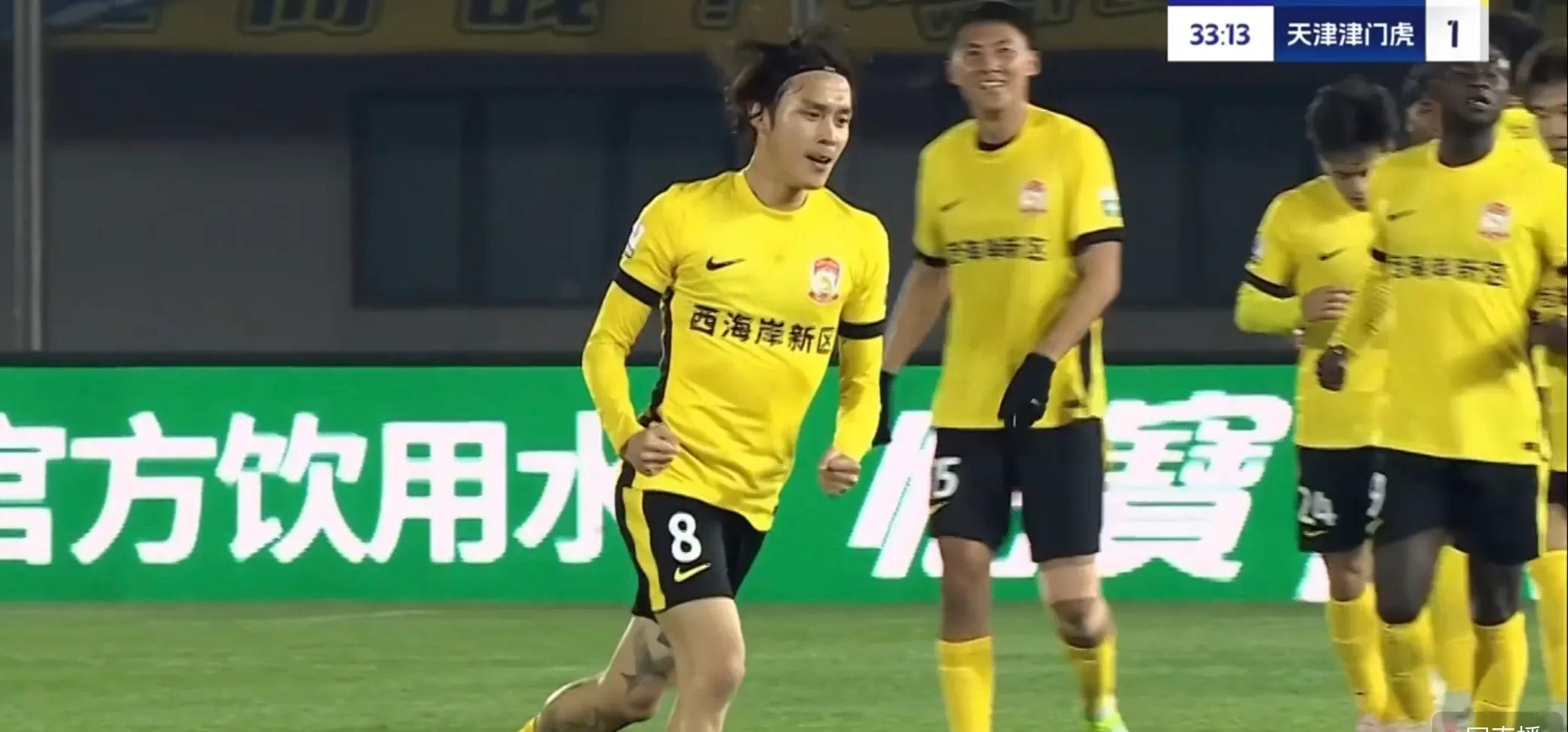 欧冠加时末段再迎强敌；山东泰山官宣签约；主帅态度：更衣室稳定；纪律约束更严格的简单介绍