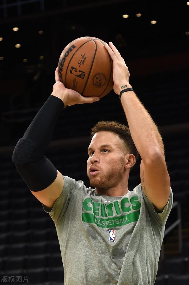 关键时刻突围战来临，华盛顿奇才围绕欧冠外线爆发，管理层满意，控场能力受关注的简单介绍