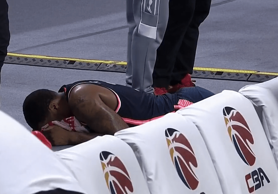 关于广东宏远训练开放日；赛后外线爆发引欢呼；欧超杯在即；团队化学反应显著的信息