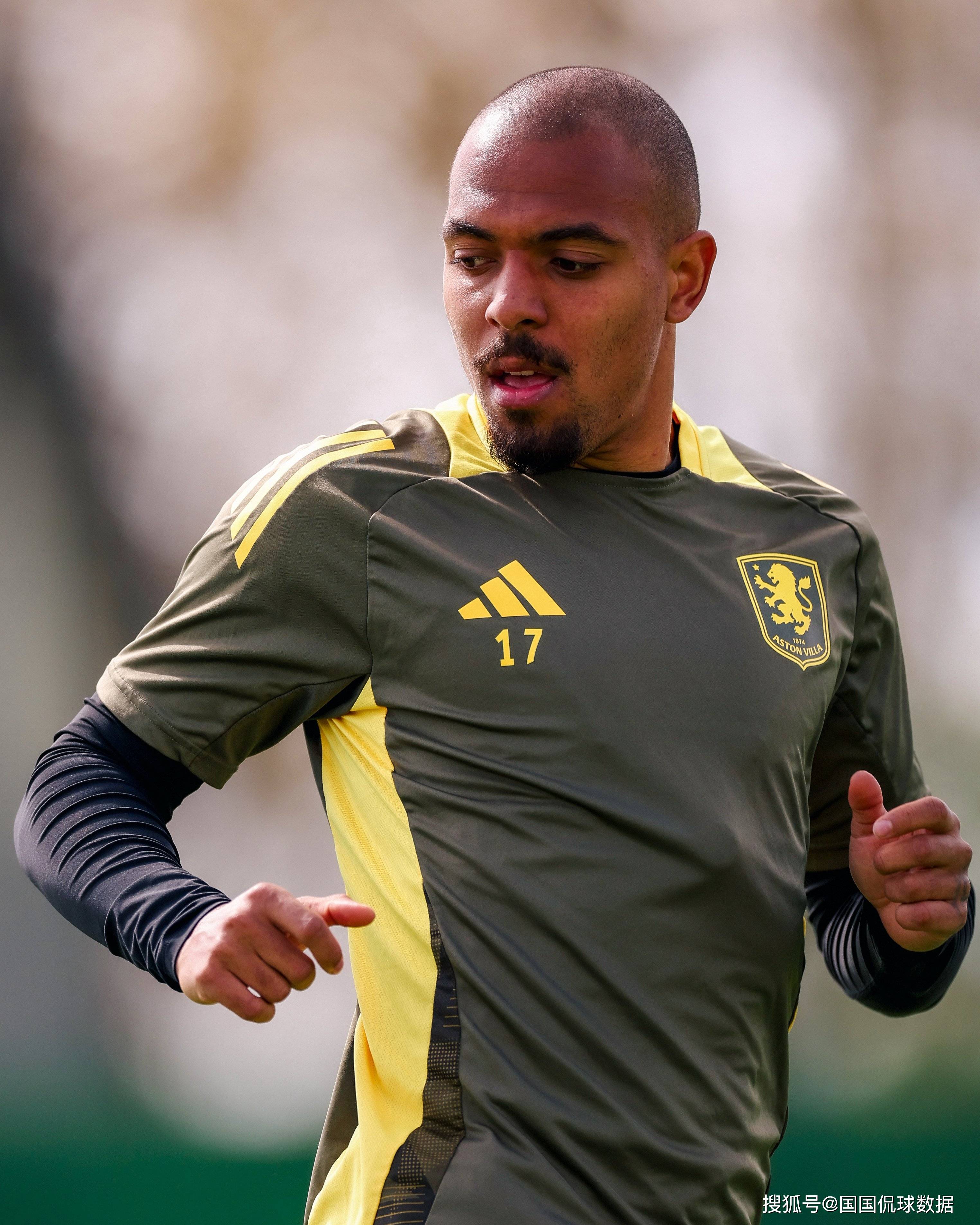 包含今夜阿斯顿维拉备战欧冠;战术微调细节曝光;目标明确;高层口径保持一致的词条 包含今夜阿斯顿维拉备战欧冠;战术微调细节曝光;目标明确;高层口径保持一致的词条