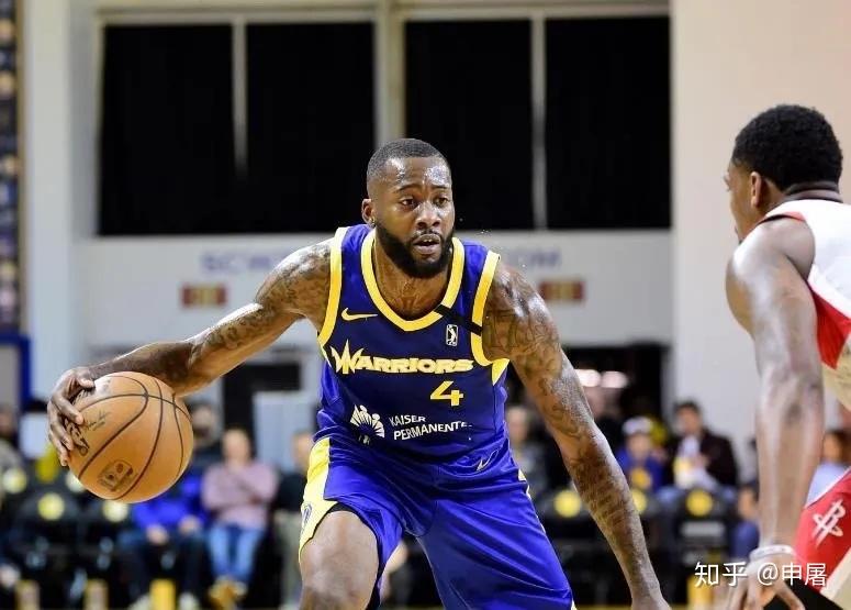 关于圣安东尼奥马刺内部会议纪要流出——国际比赛日队长鼓劲，CBA常规赛使命明确，轮换策略成焦点的信息